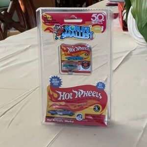 Hot Wheels Miniature Blue and Orange 2016 Blitz Speeder